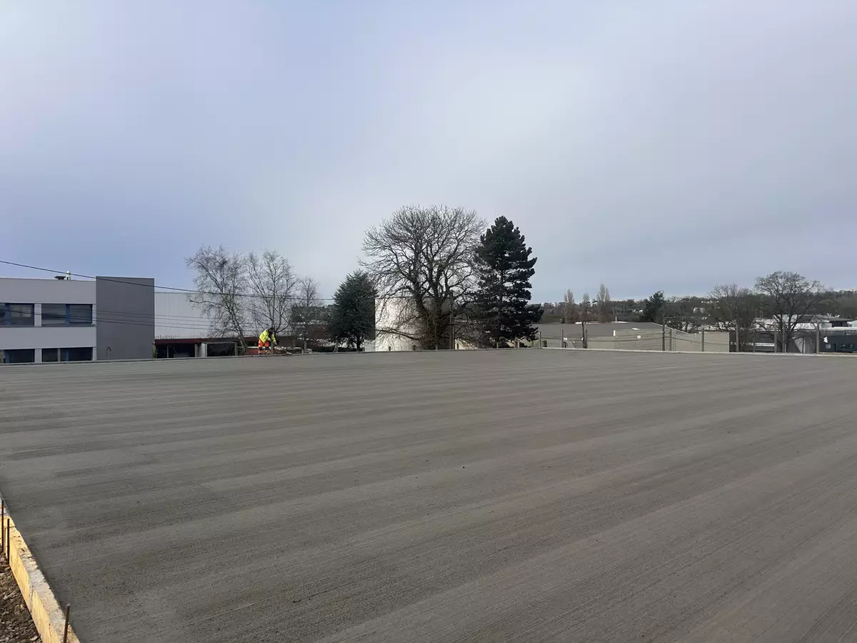Réalisation dallage béton Fougères