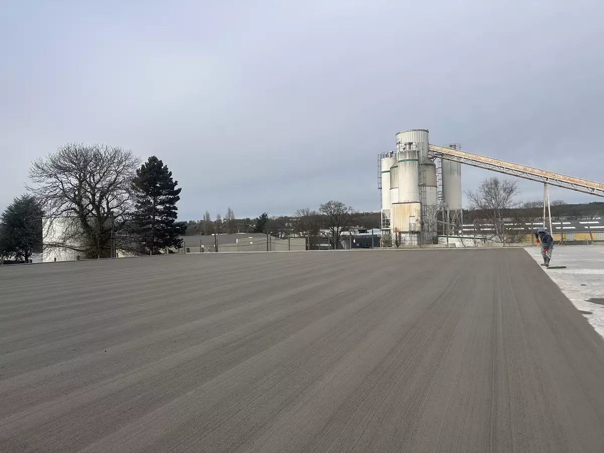 Réalisation dallage béton Fougères